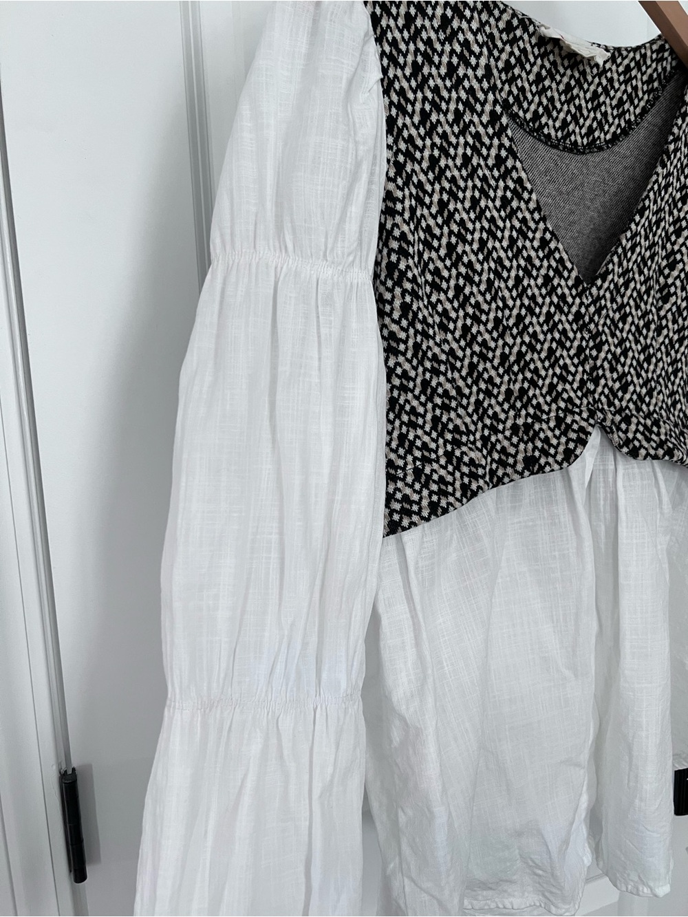 Anthropologie Layered Jacquard Vest/Blouse Attached Size Small EUC - Picture 10 of 12